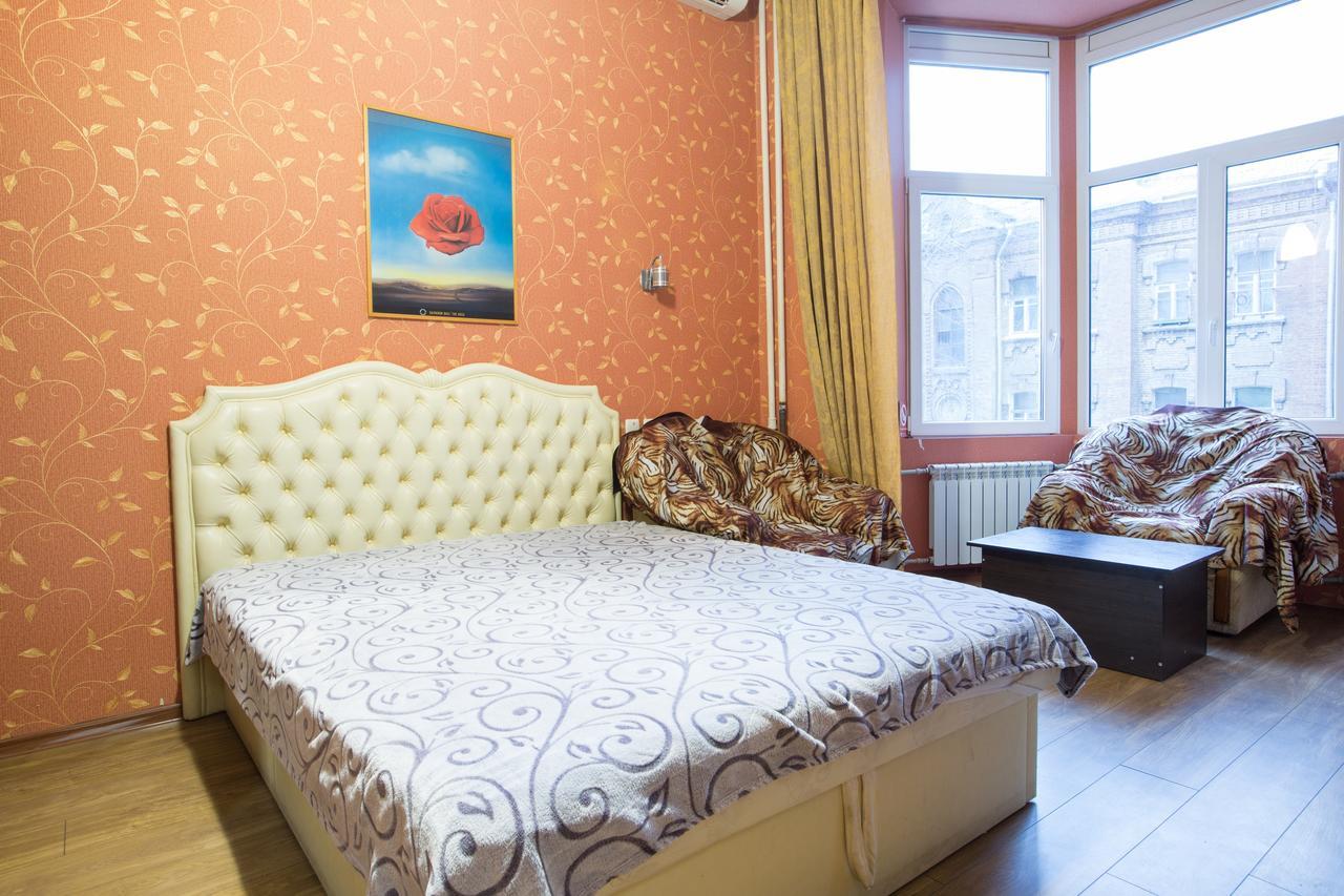 Rymarska Apart Hotel Kharkiv Bagian luar foto